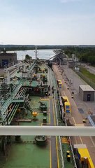 Voilà comment un navire passe par le canal de Panama ! Magnifique