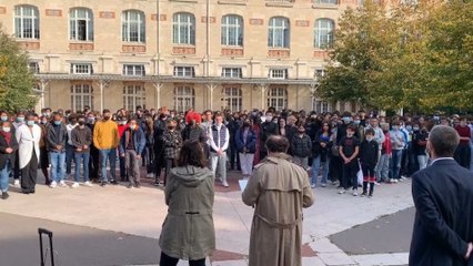 El profesor Paty fue asesinado "por enseñar valores", recuerdan los alumnos