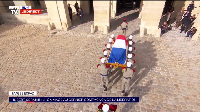 Hommage à Hubert Germain: le cercueil du dernier Combattant de la Libération quitte la cour des Invalides