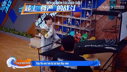 Ăn lẩu ep8: Skill chơi bóng rổ cực xịn của Trương Nghệ Hưng =)))