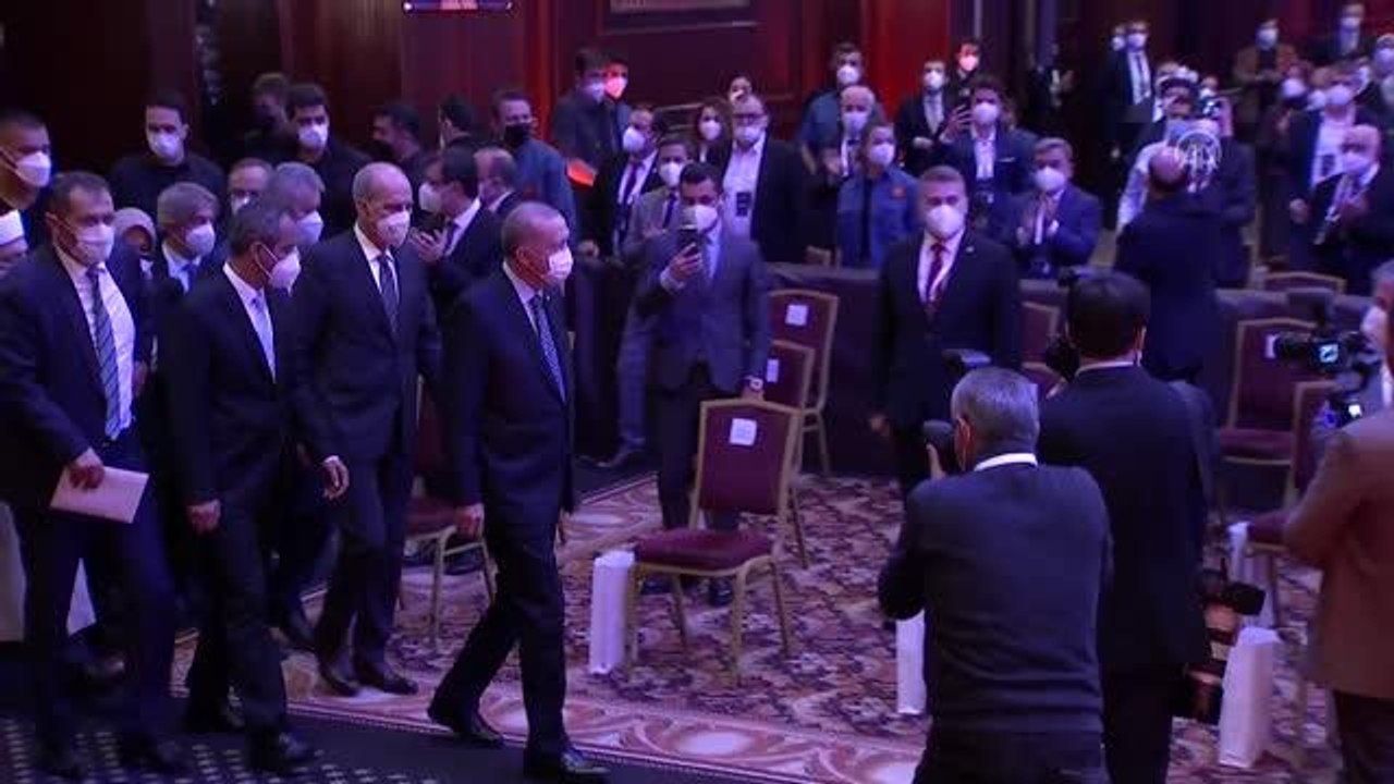 Cumhurbaşkanı Erdoğan, "70. Yılında İmam Hatip Okulları ve Türkiye'de Din Eğitimi Uluslararası Sempozyumu"nun açılışında konuştu