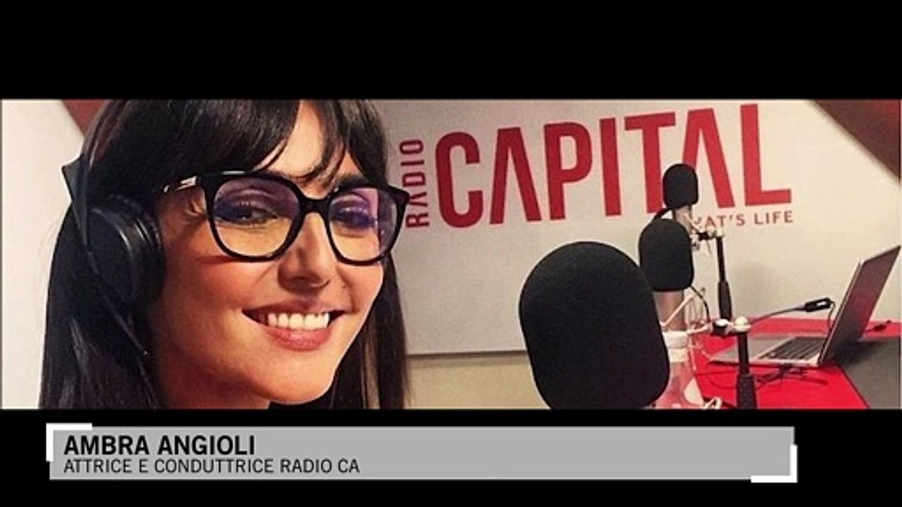 Caso Striscia, Ambra commossa su Radio Capital: "Grazie per questo muro di amore folle"