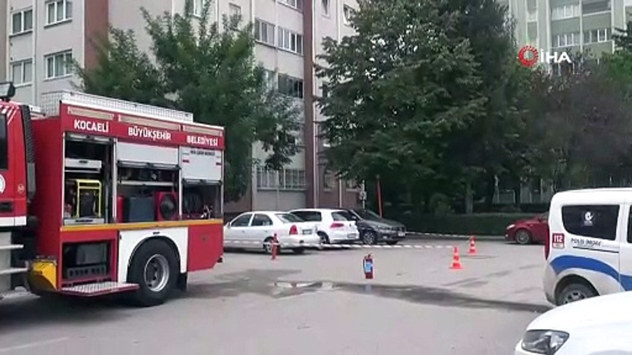 Park halindeki otomobilden sızan gaz korkuttu