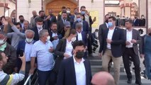 Gelecek Partisi Genel Başkanı Davutoğlu esnafı ziyaret etti