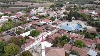 Deprem değil tır çatlağı... Evlerinin başlarına yıkılmasından korkuyorlar