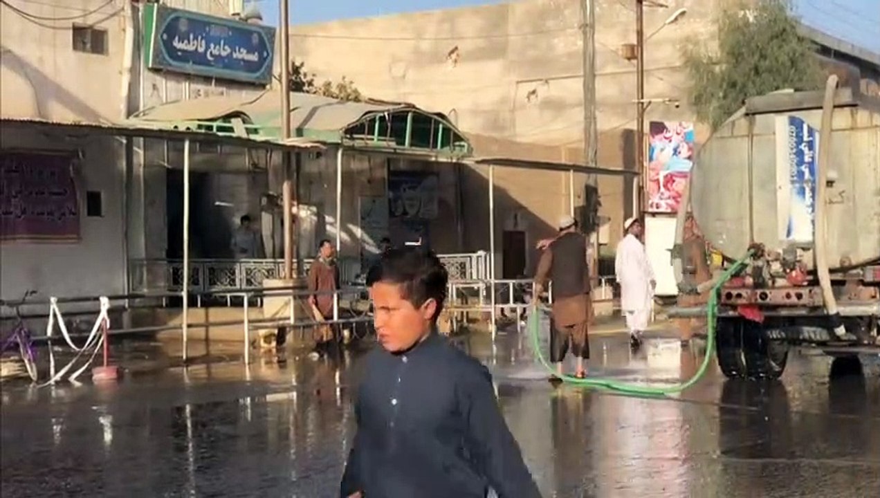 41 قتيلا وعشرات الجرحى بهجوم انتحاري على مسجد ش...