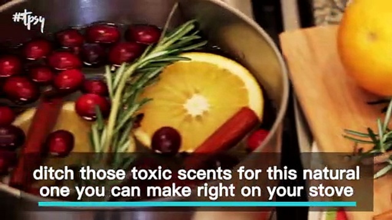 Make Your Home Smell Like The Holidays With These Easy Potpourri