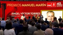 Ángel Víctor Torres, ovacionado en Valencia por sus compañeros socialistas