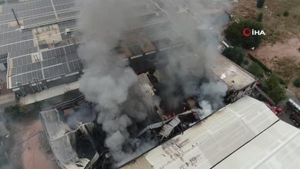 Küle dönen tekstil fabrikasındaki soğutma çalışmaları böyle görüntülendi