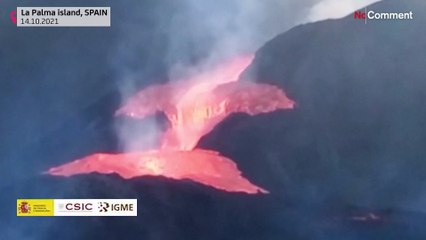 Λα Πάλμα: Η λάβα συνεχίζει να απειλεί σπίτια