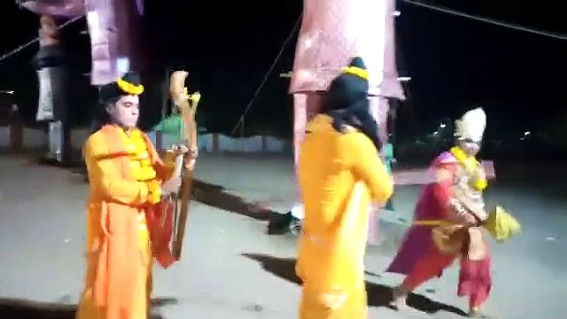 दशानन का दंभ चूर, बिना आतिशबाजी हुआ रावण दहन