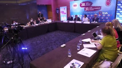 Ulusal Nefroloji Kongresi'nde Covid-19 ve böbrek hastalıklarına etkisi ele alındı