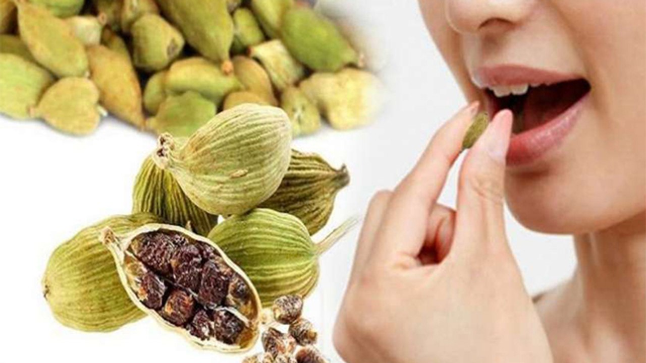 इलायची का सेवन हो सकता है खतरनाक,ऐसे लोगों की हालत कर सकता है खराब । Boldsky