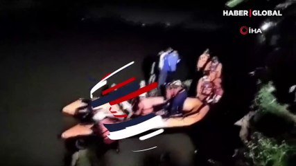 Endonezya'nın Batı Java eyaletinde nehir temizliği faciası: 11 çocuk boğularak öldü