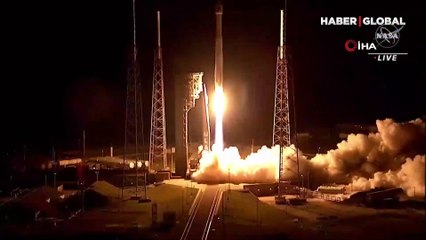 NASA Lucy adlı uzay aracını 12 yıl sürecek görev için Jüpiter'e gönderdi