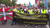Pensionistas de toda España reclaman unas pensiones 