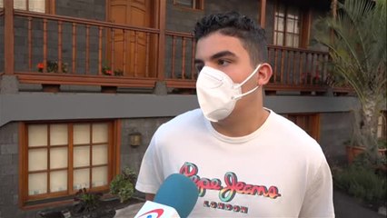 Los vecinos del barrio de la Laguna con todo preparado por si tienen que salir en cualquier momento