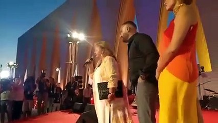 كلمة مؤثرة لزوجة محمد الصغير وحماة أحمد السقا خلال مهرجان الجونة