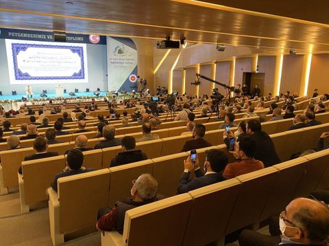 Diyanet İşleri Başkanı Erbaş Mevlid-i Nebi Haftası etkinliklerinin açılışında konuştu