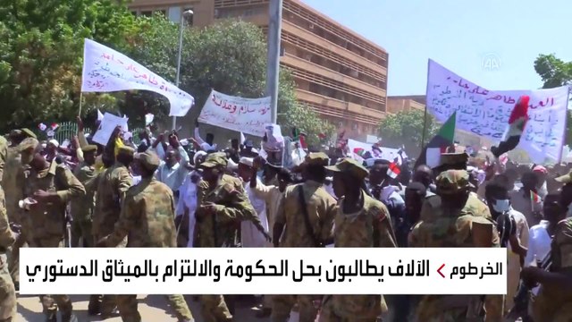 من غرائب السياسة في السودان.. حلفاء حمدوك يطالبون بحل حكومته