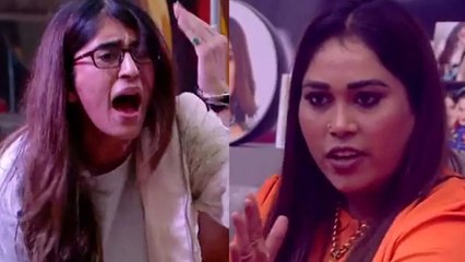 Bigg Boss 15: Afsana Khan ने टास्क के दौरान Akasa की फाड़ी Shirt,घरवालों का चढ़ा पारा | FilmiBeat