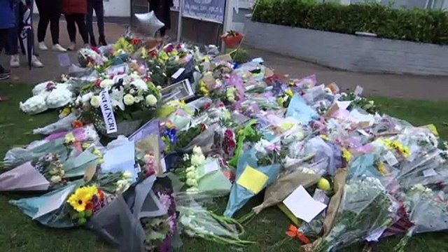 Le Royaume-Uni rend hommage au député assassiné, David Amess