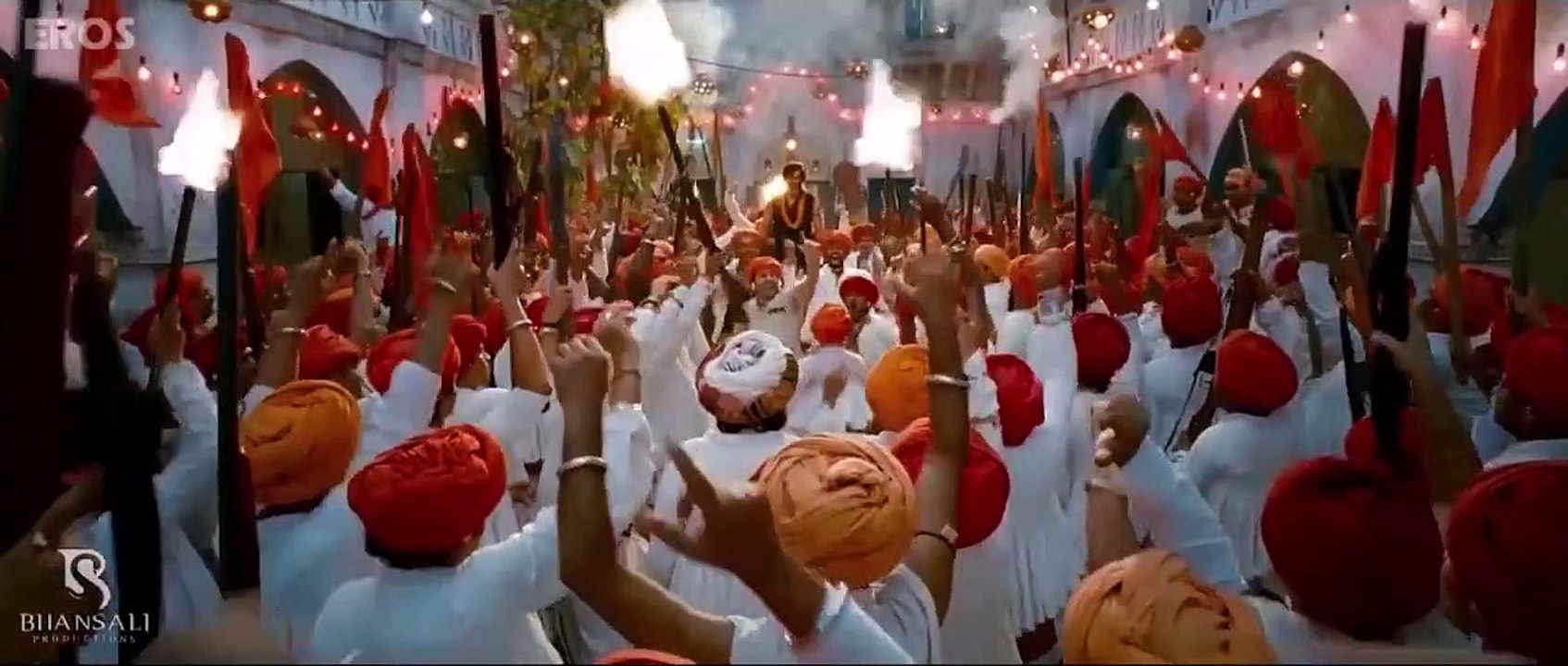 KAUN TUJHE _ Bollywood LOFI FLIP _ Ram Leela Edit _ NEELESH Flip -- _ Aesthetic Flip(720P_HD)