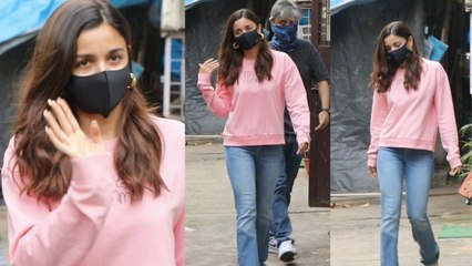 Actress Alia Bhatt को देख गंगूबाई-गंगूबाई चिल्लाने लगे लोग, यहाँ हुईं Spott | FilmiBeat