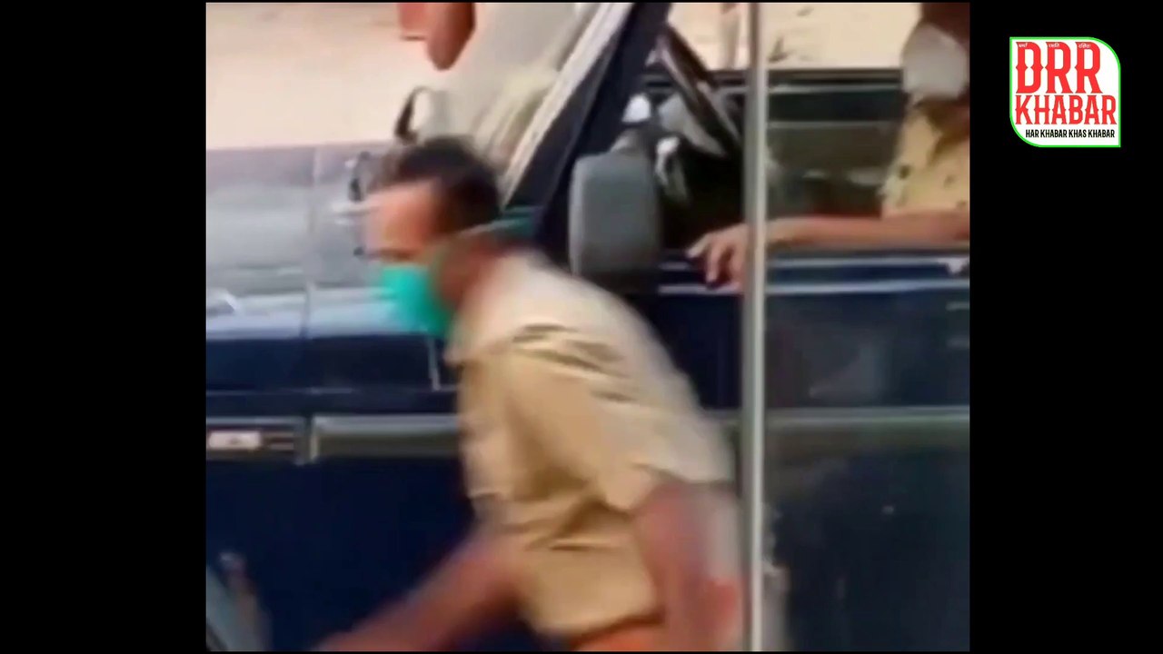 police ko chata mara । police ko mara chata । man slap police । police ko chata । police ko mara to tumhare jaisa don dhundega । fazilnagar । kushinagar police । police gadi awaz । police ki vardi sher kadam song । police ko chanta । police ko chanta mara