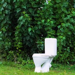 11 BATHROOM HACKS THAT SEEM WILD UNLESS YOU TRY THEM