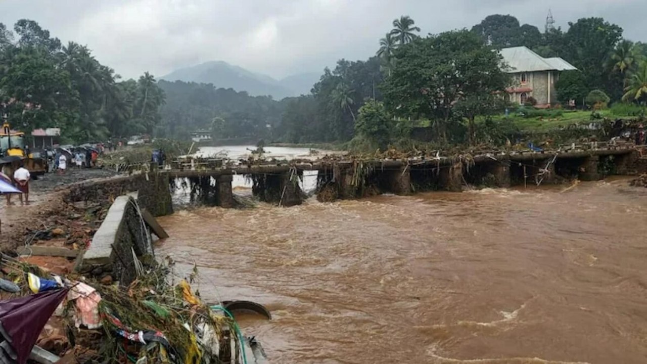 Southern states witnessed heavy rains, landslides and floods