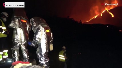 Arbeiten bei großer Hitze: Militär misst Temperatur der Lava am Vulkan auf La Palma