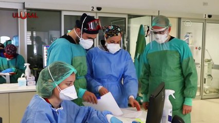 Yüz binlerce sağlıkçı atama bekliyor
