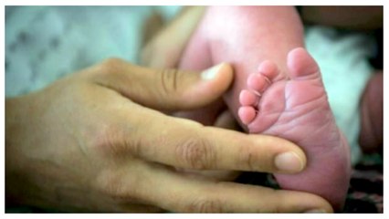 «مها» خبأت حملها وألقت برضيعتها من الخامس فور ولادتها.. أوهمت والدها بـ«ألم الطمث»