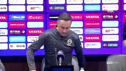 Vitor Pereira: "Hakemin vermiş olduğu bir kararla maç bitti"