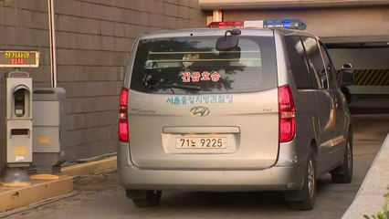 [현장영상] '대장동 의혹' 남욱 변호사, 서울중앙지검으로 압송 / YTN