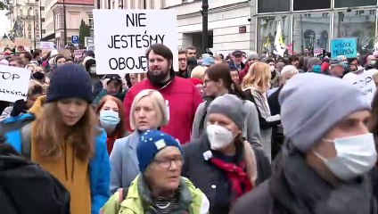 Pologne : manifestations contre les refoulements de migrants à la frontière