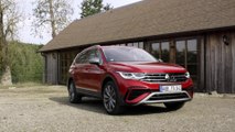 The new Volkswagen Tiguan Allspace Elegance Design in Kings Red