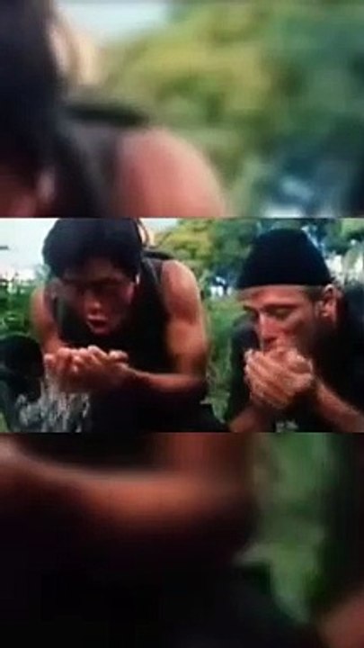 TENTARA INI LAGI MENIKMATI KESEGARAN AIR SUNGAI,, TAPI LIHAT ENDINGNYA..!!!