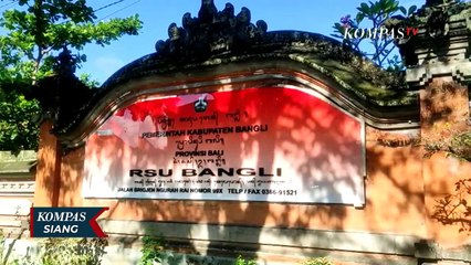 Menteri Sosial Tri Rismaharini Bagikan Bantuan ke Korban Gempa Bali