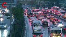 İstanbul'da haftanın ilk iş gününde trafik yoğunluğu