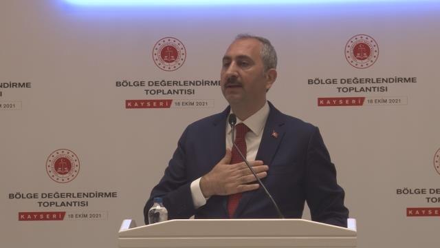 Adalet Bakanı Gül: Yargı; milletin yargısıdır. Yargı; asla el uzatılacak bir yer değildir
