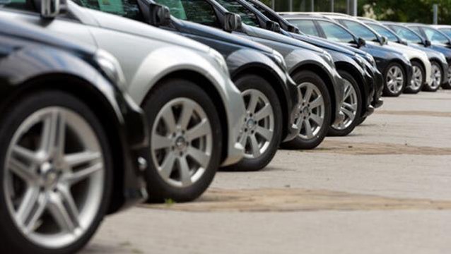 Otomobile bir zam daha geliyor! Dövizdeki yükseliş nedeniyle fiyatlara 60 bin TL'lik vergi farkı eklenecek