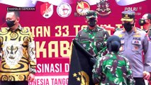 KAPOLRI SEPEKAN : Panglima TNI dan Kapolri Tinjau Vaksinasi dan Baksos Akabri 1989 (1/2)
