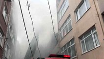 Gaziosmapaşa'da yangın paniği: Dumandan göz gözü görmedi