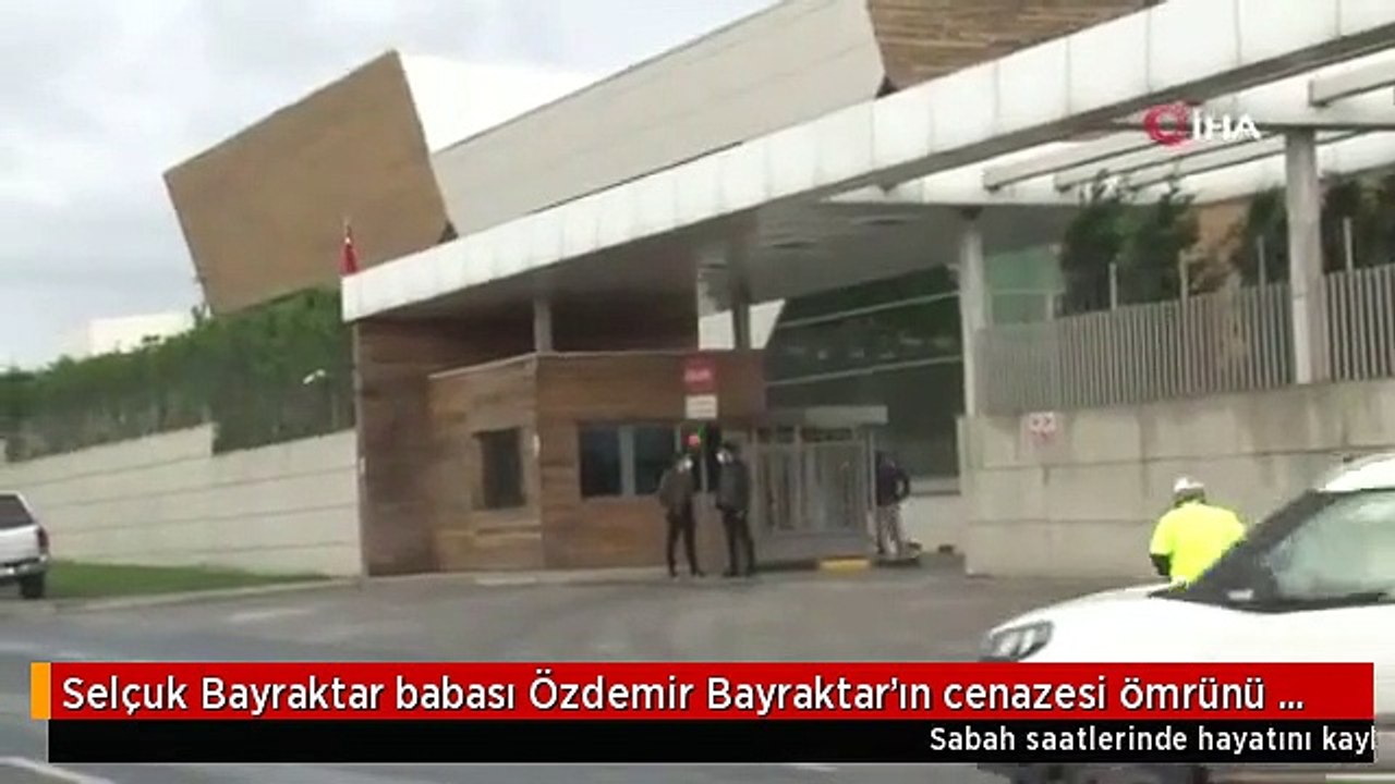Selçuk Bayraktar babası Özdemir Bayraktar'ın cenazesi ömrünü adadığı Baykar tesislerine getirildi