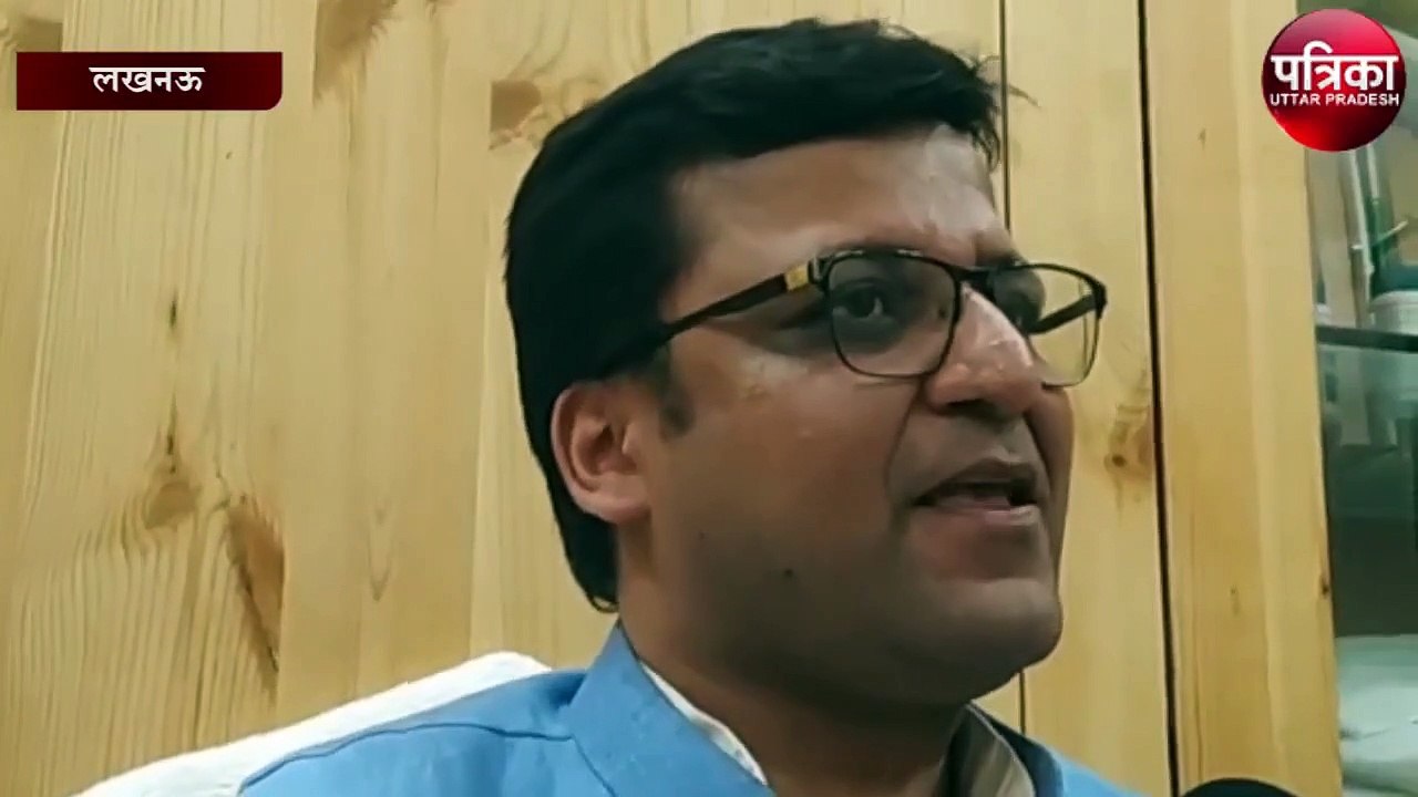 भारी मतों से जीते नितिन अग्रवाल ने विधान सभा अध्यक्ष से लिया आशीर्वाद