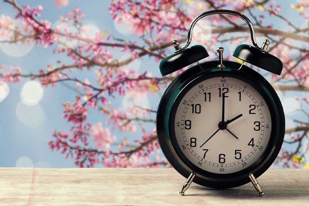 تجدد مطلب إلغاء الساعة الإضافية