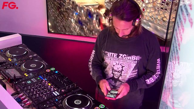 BOB SINCLAR | HAPPY HOUR DJ | LIVE DJ MIX | RADIO FG