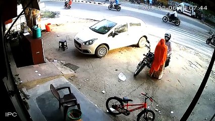 पूछताछ में खुलासा : फायर करने पर साथियों ने टोका था, समर्पण की सलाह भी दी